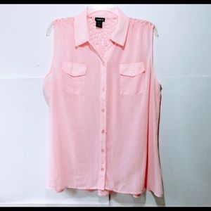 TORRID 1 rear lace top button 1X sleeveless pink